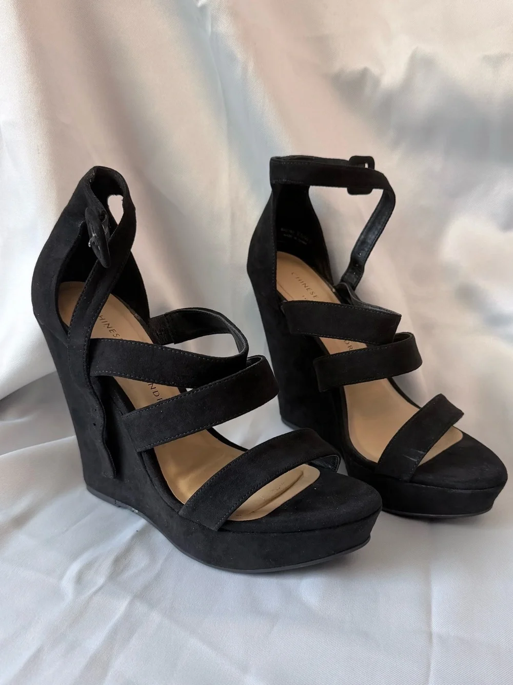 Chinese Laundry Black Strappy Suede Wedge Sandals, NWOT size 9 1/2